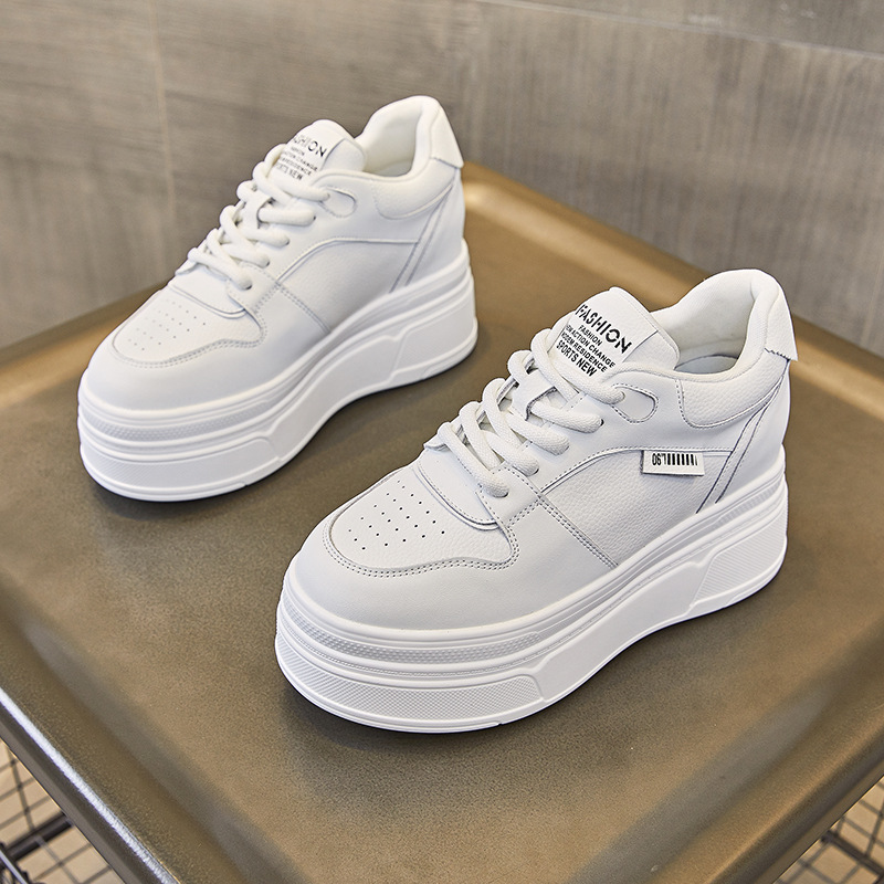 9 ซม.ของแท้หนังใหม่ยี่ห้อ Desi - Platform Sneakers Chunky บทวิจารณ์และราคา