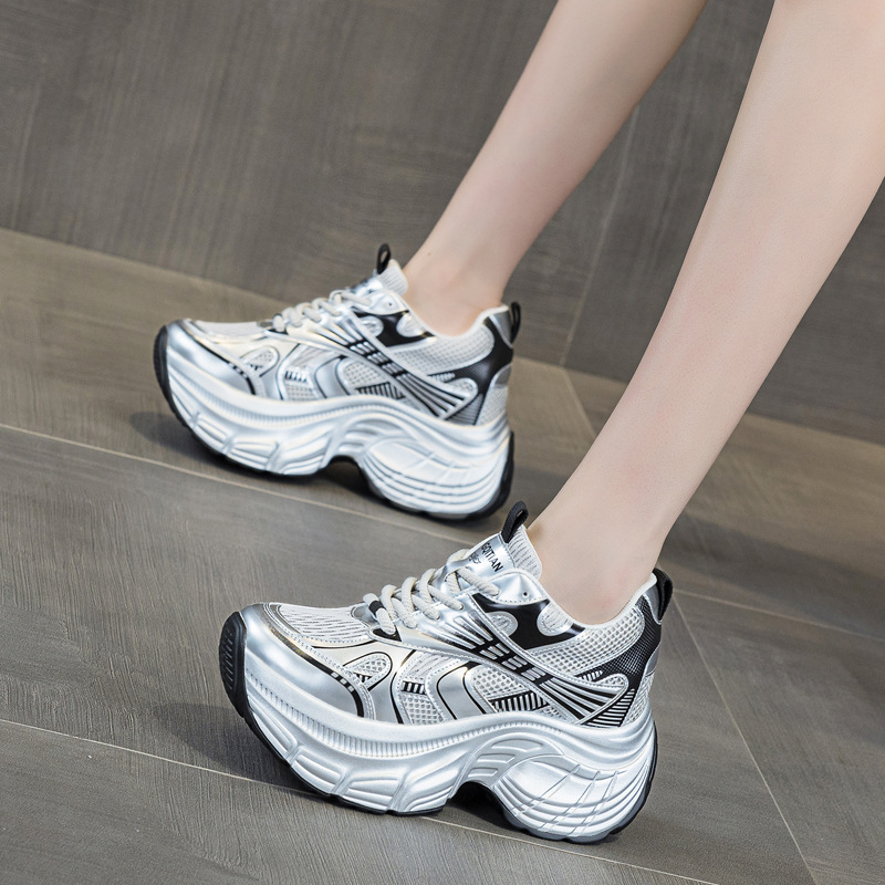 รองเท้าผ้าใบเสริมส้นสูง 8 ซม.  - Platform Sneakers Chunky บทวิจารณ์และราคา