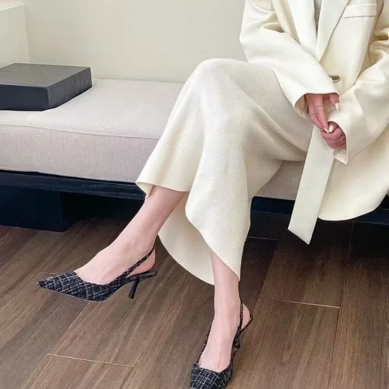 แบรนด์แฟชั่นออกแบบรองเท้าส้นตึ - Women Shoes Brand บทวิจารณ์และราคา