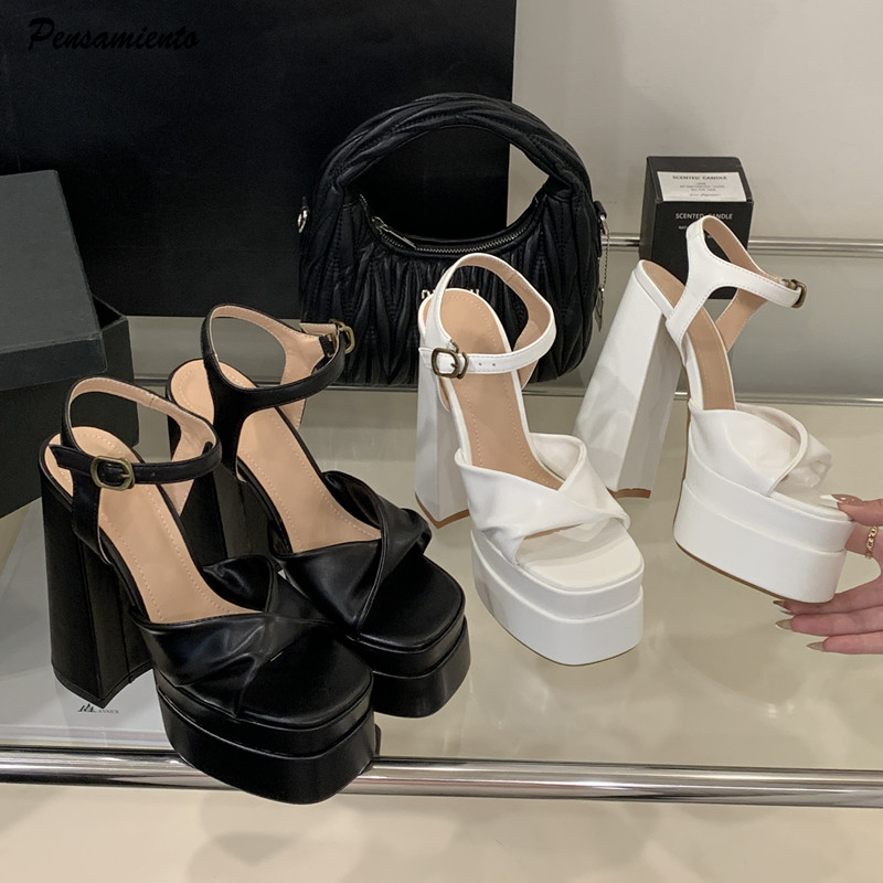 สไตล์ดาวแฟชั่นคู่แพลตฟอร์มWedg - Platform Sneakers Chunky บทวิจารณ์และราคา