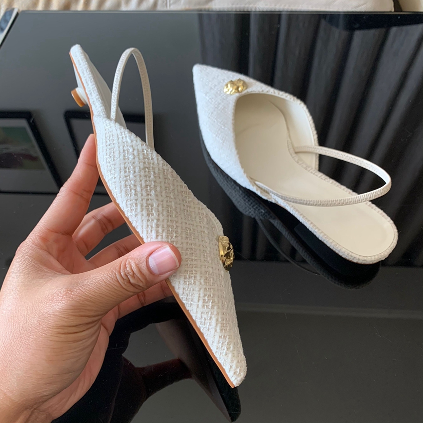 รองเท้าส้นเตี้ยแบบสวม รุ่นใหม่ - Women Shoes Brand บทวิจารณ์และราคา